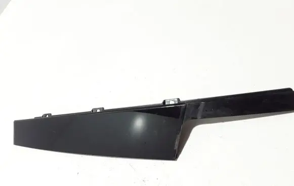 Audi A6 S6 C8 4K Front door glass trim molding 4K0837902