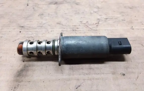 Skoda Octavia Mk2 (1Z) Camshaft vanos timing valve FTM1268