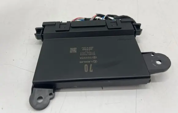 Toyota C-HR II Other devices 88650F4320
