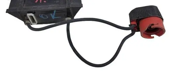 BMW 3 E46 Headlight ballast module Xenon 1307329