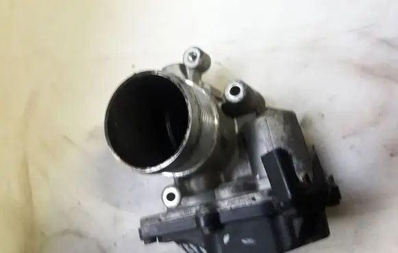 Skoda Yeti (5L) Engine shut-off valve 