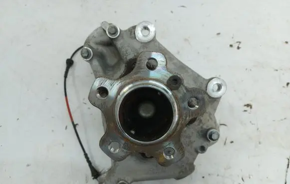 BMW 4 G22 G23 G24 G26 Front wheel hub 146056-10
