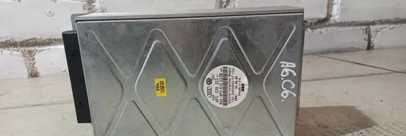 Audi A6 S6 C6 4F Sound amplifier 4F0035223