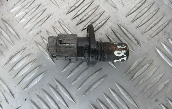 Toyota Corolla E120 E130 Camshaft position sensor 9091905026 90919-05026