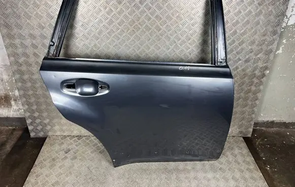 Subaru Outback Rear door 