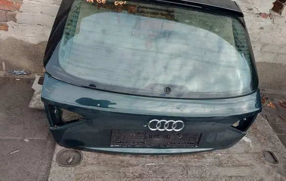 Audi A4 S4 B8 8K Tailgate/trunk/boot lid