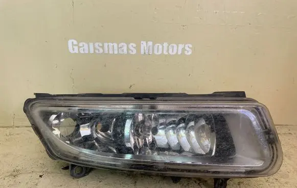 Volkswagen Polo V 6R Front fog light 17415902