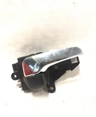 Mitsubishi Lancer X Rear door interior handle
