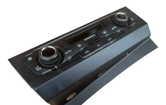 Audi A4 S4 B7 8E 8H Climate control unit 8T2820043AF A2C53345978