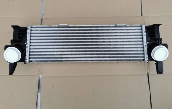 BMW X3 G01 Intercooler radiator 8578146