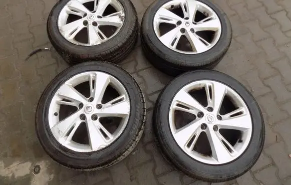 Renault Scenic III - Grand scenic III R17 alloy rim K9KA636