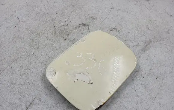 Audi A4 S4 B5 8D Fuel tank cap 8D0010139