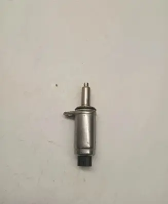 Porsche Macan (95B) Camshaft vanos timing valve 06E103697