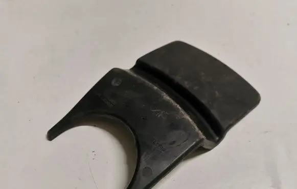 Steering wheel column trim
