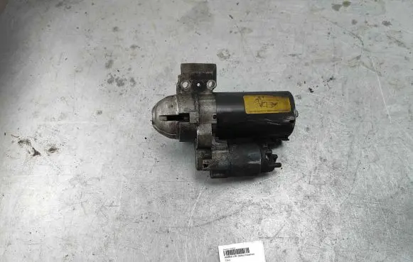 BMW 5 F10 F11 Starter motor 1005841139