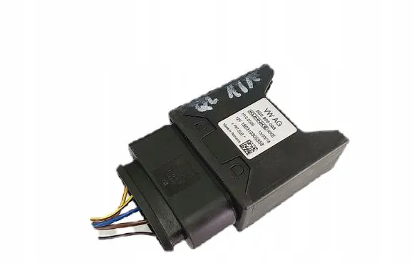 Audi Q2 - Fuel injection pump control unit/module 5Q0906093