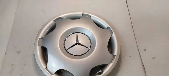Mercedes-Benz C W203 R16 wheel hub/cap/trim A2034010324 EP3960