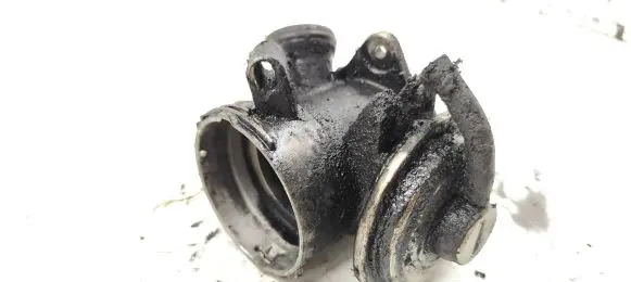 Mercedes-Benz C W203 EGR valve A6110900754