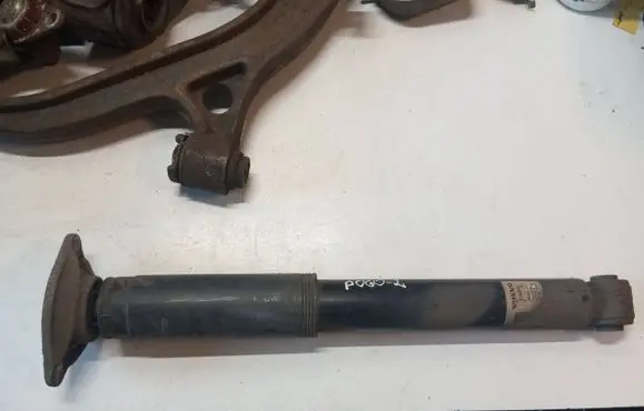Volvo V60 Rear shock absorber/damper 31340694