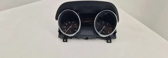Land Rover Evoque I Speedometer (instrument cluster) GJ3210849RC