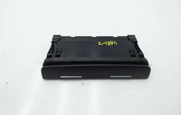 Seat Exeo (3R) Dashboard storage box/compartment 8H0857058F ES0H 80897