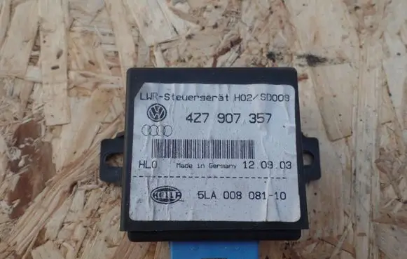 Audi A6 S6 C5 4B Light module LCM 4Z7907357