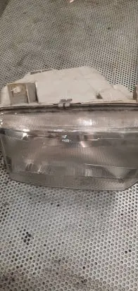 Mercedes-Benz Vito Viano W638 Headlight/headlamp