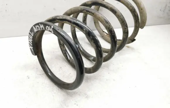 Nissan X-Trail T30 Rear coil spring
