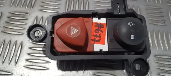 Hazard light switch