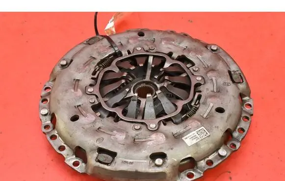 Volkswagen Golf Sportsvan Clutch set kit 04L141015D