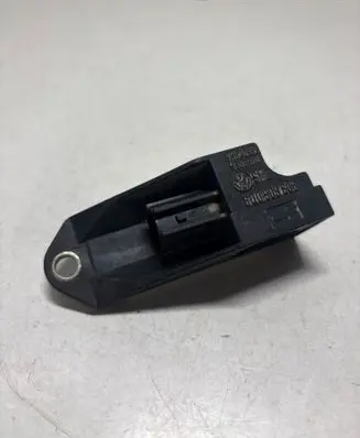 Volkswagen Golf IV Airbag deployment crash/impact sensor 6Q0909606 5WK42895