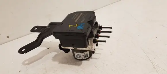 Hyundai i40 ABS Pump 589203Z600