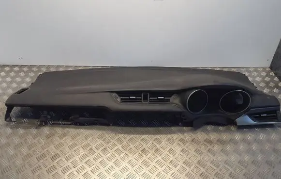 Toyota Avensis T270 Dashboard