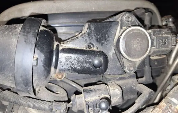 Audi A6 S6 C6 4F Intake manifold valve actuator/motor 4010033a