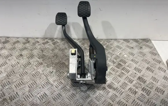 BMW 3 F30 F35 F31 Pedal assembly 6761310 67871110 C4005569SE
