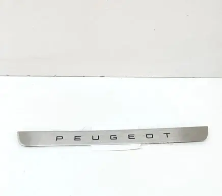 Peugeot 408 II Front sill trim cover 98361940VV