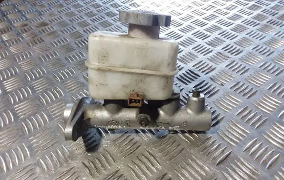 Hyundai Santa Fe Master brake cylinder BM111046