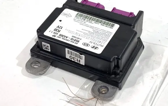 KIA Carens III Airbag deployment crash/impact sensor 95910A4300