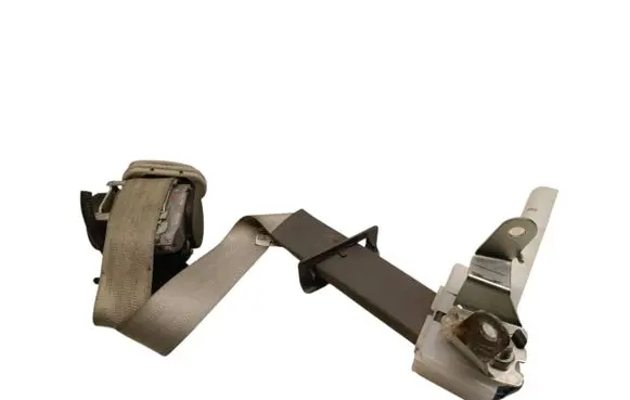 Nissan Leaf I (ZE0) Front seatbelt 101X090LH 619016900A 14270312