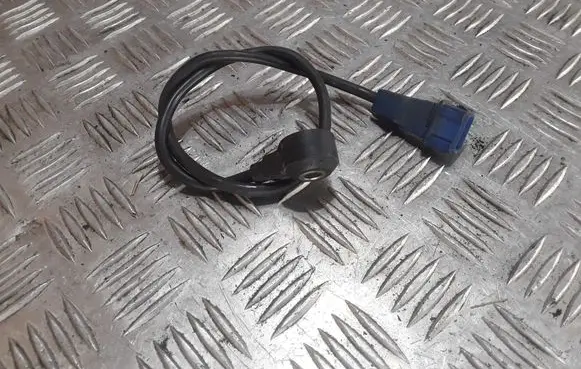 Audi A6 S6 C5 4B Detonation knock sensor 054905377G