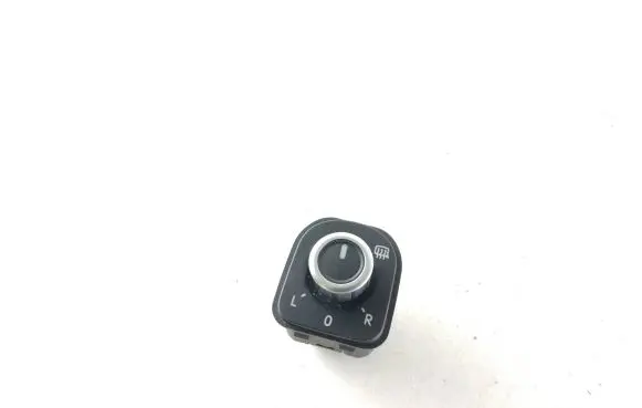 Volkswagen Golf VI Wing mirror switch 5K1959565