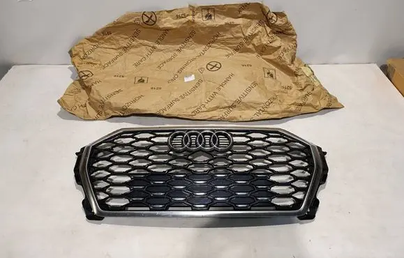 Audi Q3 F3 Front bumper upper radiator grill 83F853651B