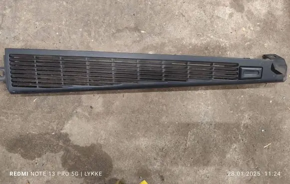 BMW 5 E39 Parcel shelf load cover mount bracket 8185228