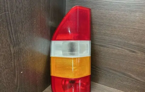 Mercedes-Benz Sprinter W901 W902 W903 W904 Rear/tail lights 0008261856