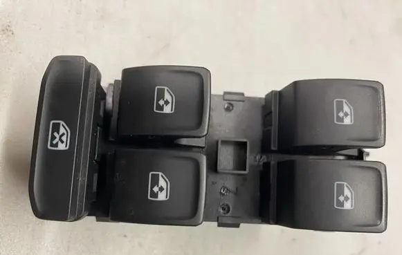 Skoda Karoq Electric window control switch 5G0959857D