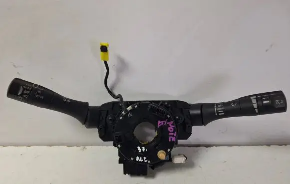 Nissan Note (E12) Wiper turn signal indicator stalk/switch 14A01