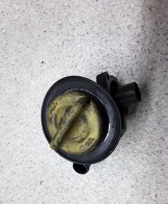 Alfa Romeo 159 Oil fill pipe 