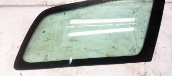 Ford Focus Rear side window