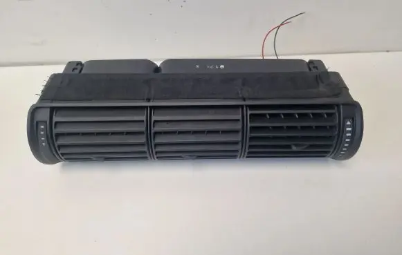 Audi A4 S4 B5 8D Dash center air vent grill 8D1820951