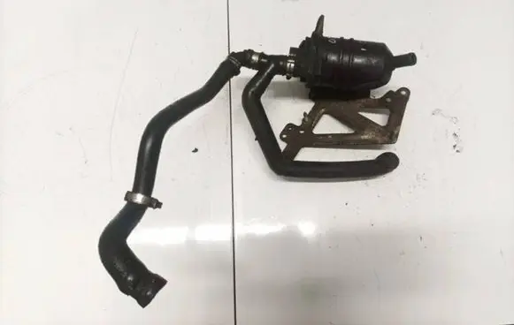 Opel Corsa C Oil breather separator 